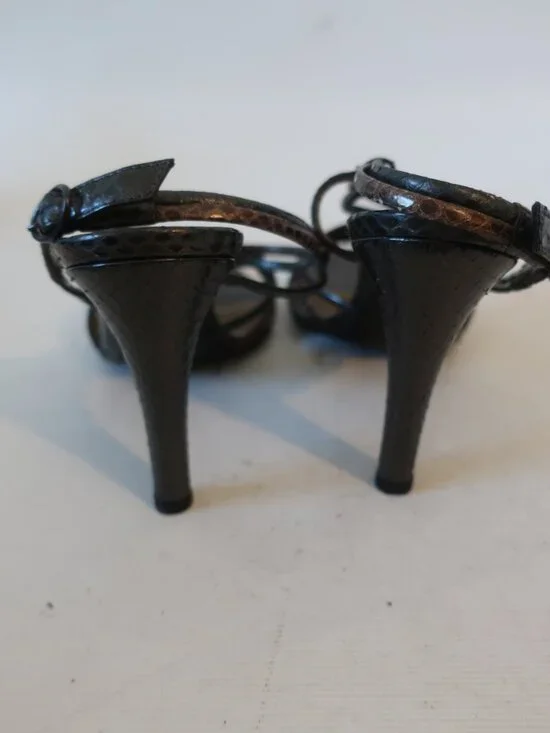 Women Bottega Veneta Black Brown Strappy Leather Stiletto Heel Sandals 36 US/6 - Picture 10 of 16